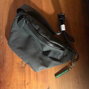 Stake F1 Team Rubberized All-Weather Fanny Pack — 2025 Season